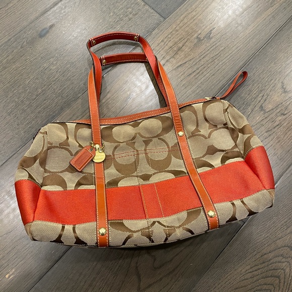 Coach Handbags - Coach logo purse with orange trim